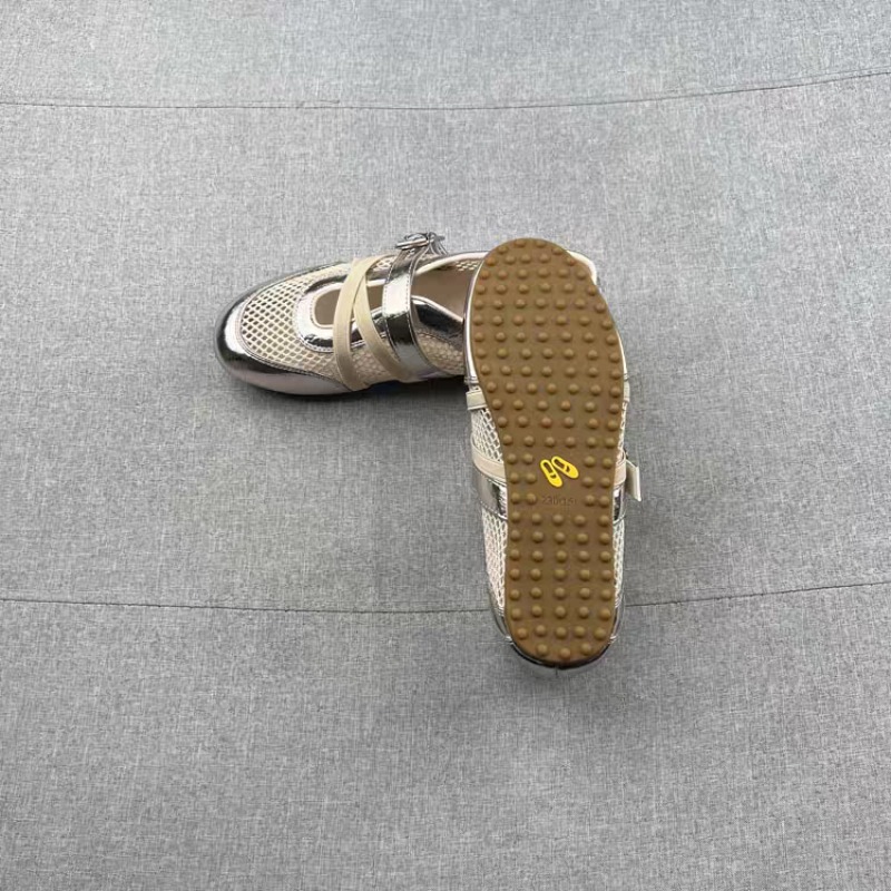새로운 스플라이싱 우븐 홀로우 스니커즈 2026 봄/여 - Casual Sneaker Low 리뷰 및 가격