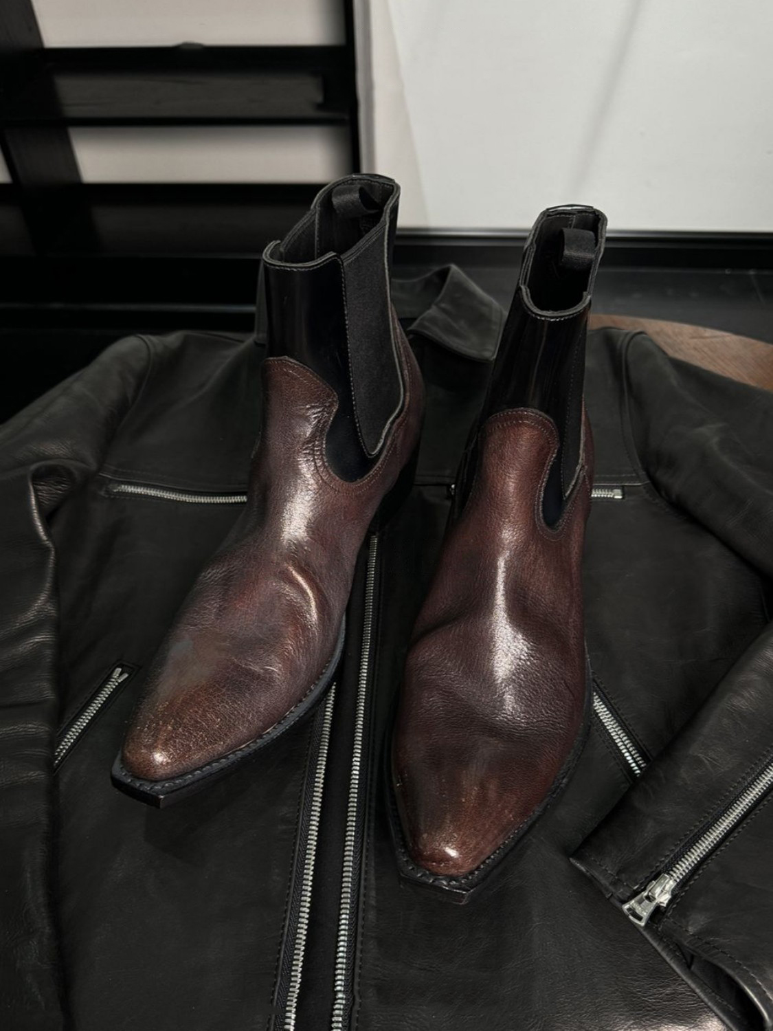남성용 블랙 가죽 첼시 부츠, 세련된 엘라스틱 패널,  - Men'S Shoes Smart 리뷰 및 가격